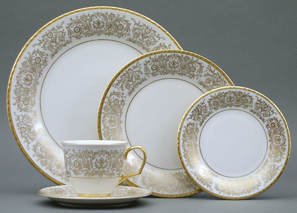 Thomas Till /& Sons 2953 Shanghae CUP Gold Trim Flowers SAUCER and Salad PLATE Antique 3 Piece Set Floral Design