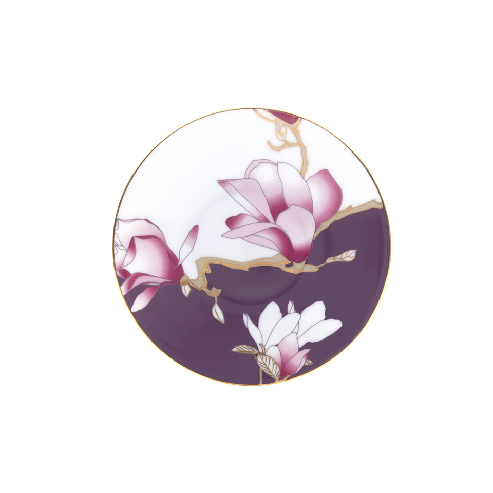 Magnolia Bred and butter plate flowers