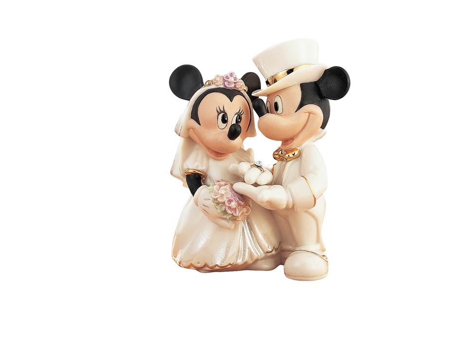 Minnie's Dream Wedding Figurine