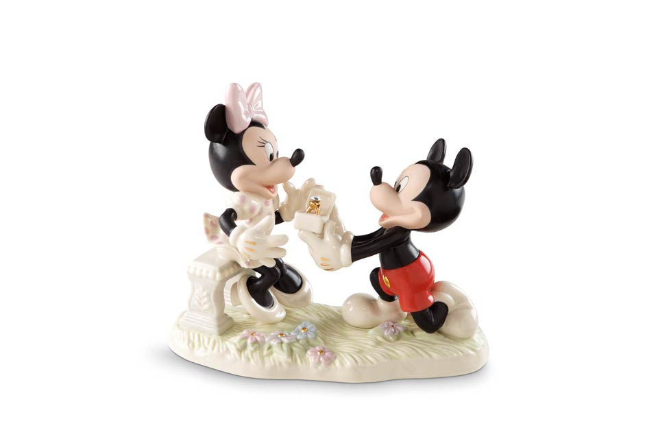 Minnie's Dream Proposal Figurine