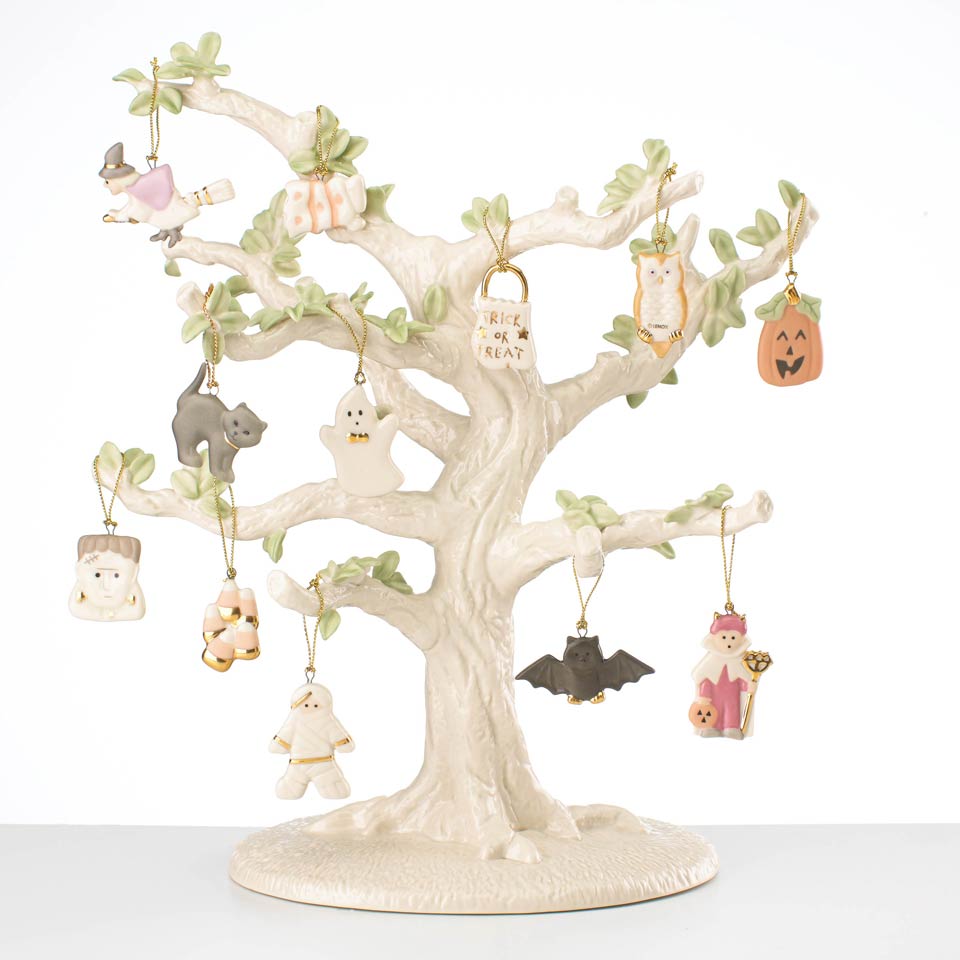Trick Or Treat Ornament & Tree Set