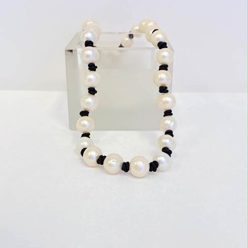 $190.00 Classic Large Pearl on Black Leather Necklace