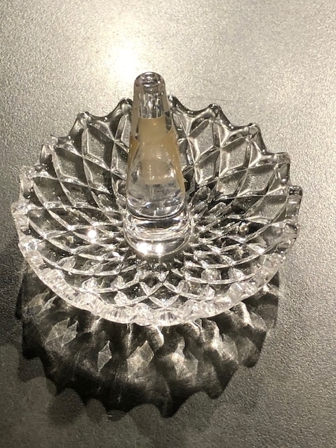 Contemporary Concepts Exclusives   Crystal Ring holder $19.95