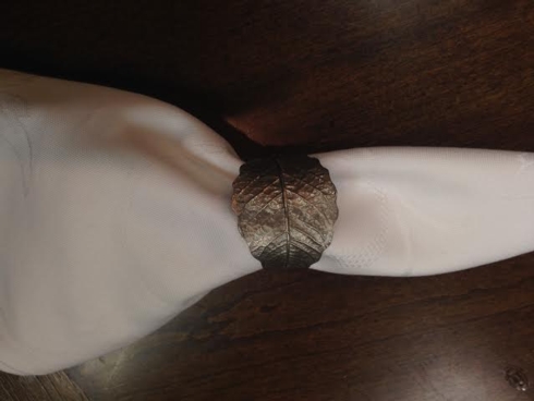Fischer Evans Exclusives  Abbott Collection  Leaf Napkin Ring (pewter) $5.00