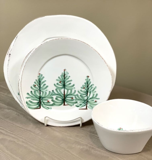 Pieces of Eight Exclusives   Lastra Holiday 3 Piece Place Setting $136.00