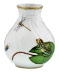 Waterlily Bud Vase